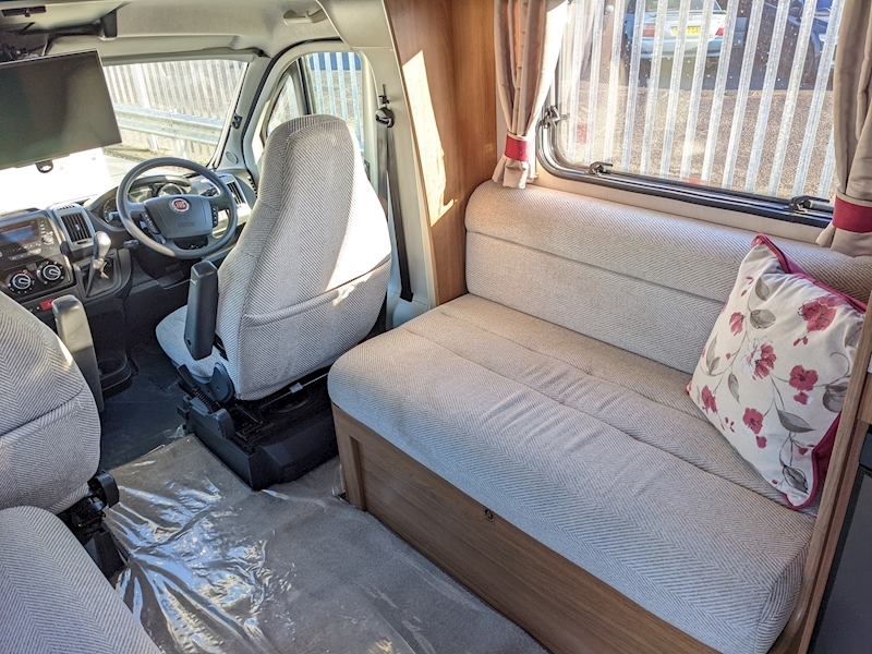 Autotrail Imala 2017 715 Lo-Line - Large 22