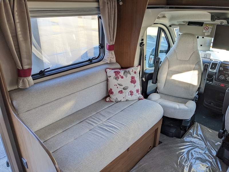 Autotrail Imala 2017 715 Lo-Line - Large 24