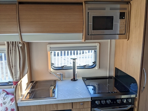 Autotrail Imala 2017 715 Lo-Line - Large 39