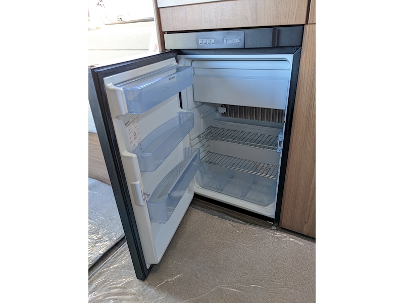 Autotrail Imala 2017 715 Lo-Line - Large 41