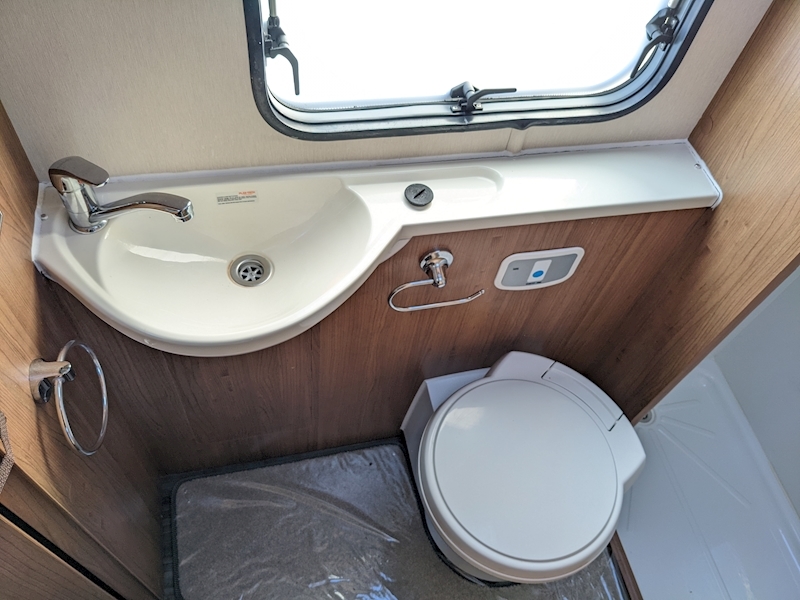 Autotrail Imala 2017 715 Lo-Line - Large 51