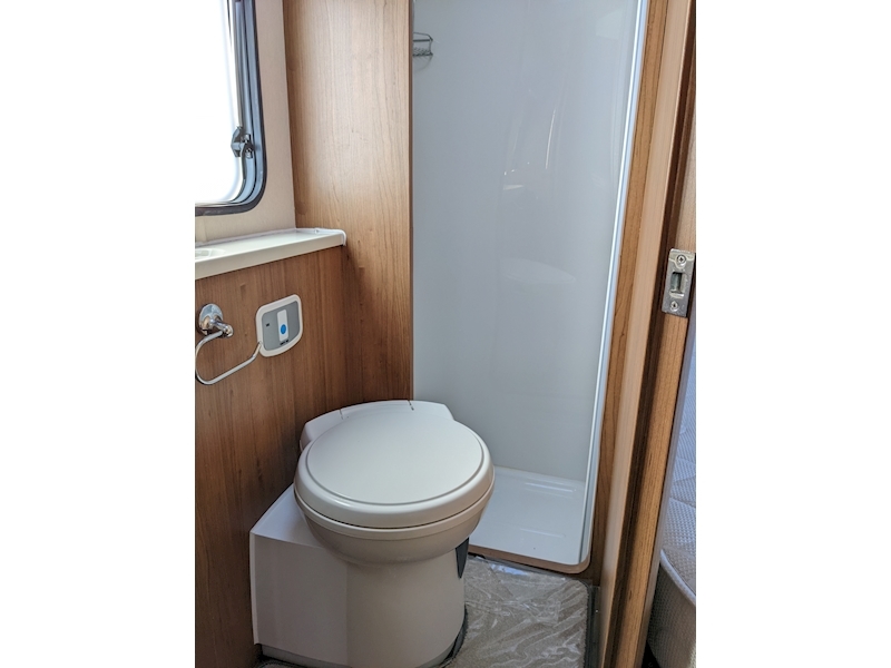 Autotrail Imala 2017 715 Lo-Line - Large 53