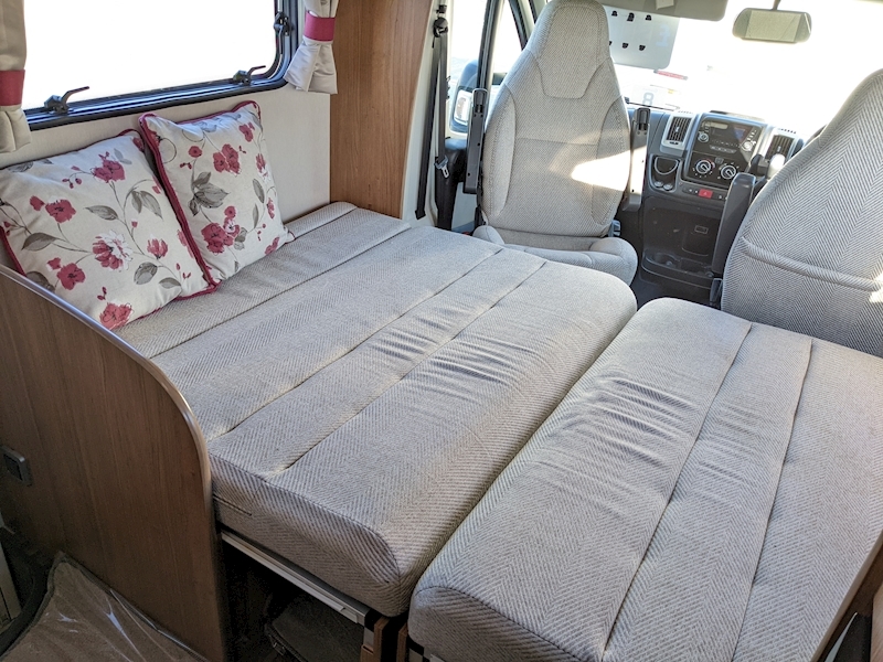 Autotrail Imala 2017 715 Lo-Line - Large 31