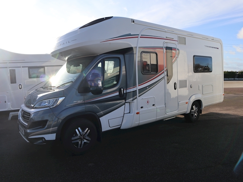 Autotrail Tracker 2019 EB Lo-Line - Large 4