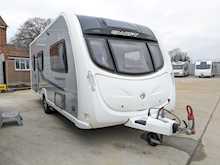 Swift Conqueror 2011 5301