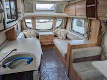 Swift Conqueror 2011 5306