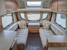Swift Conqueror 2011 5307