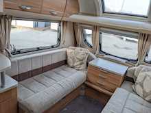 Swift Conqueror 2011 5309