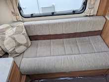 Swift Conqueror 2011 53011