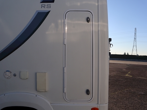 Auto Trail Tracker 2014 RS - Large 4