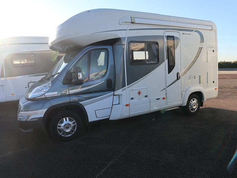 Auto Trail Tracker 2014 RS - Large 5