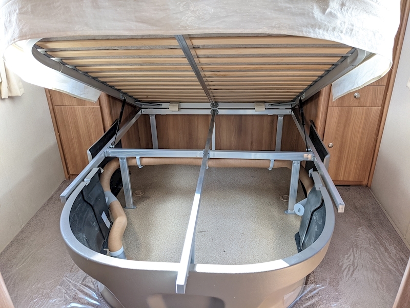 Swift Challenger 2011 580 - Large 16