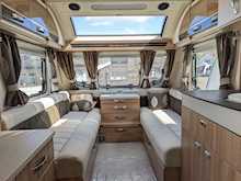 Swift Conqueror 2016 4808