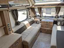 Swift Conqueror 2016 4809