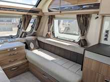 Swift Conqueror 2016 48011