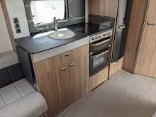 Swift Conqueror 2016 48014