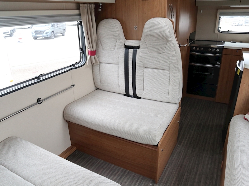 Autotrail Imala 2018 620 Hi-Line - Large 9