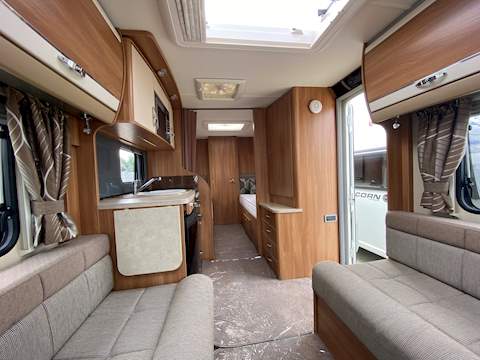 Swift Conqueror 565 - U1580