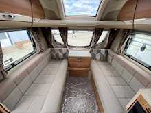 Swift Conqueror 2013 5653