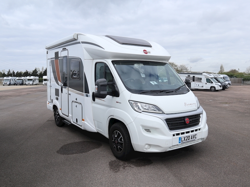 Burstner Lyseo TD Harmony 2019 T590 - Large 2