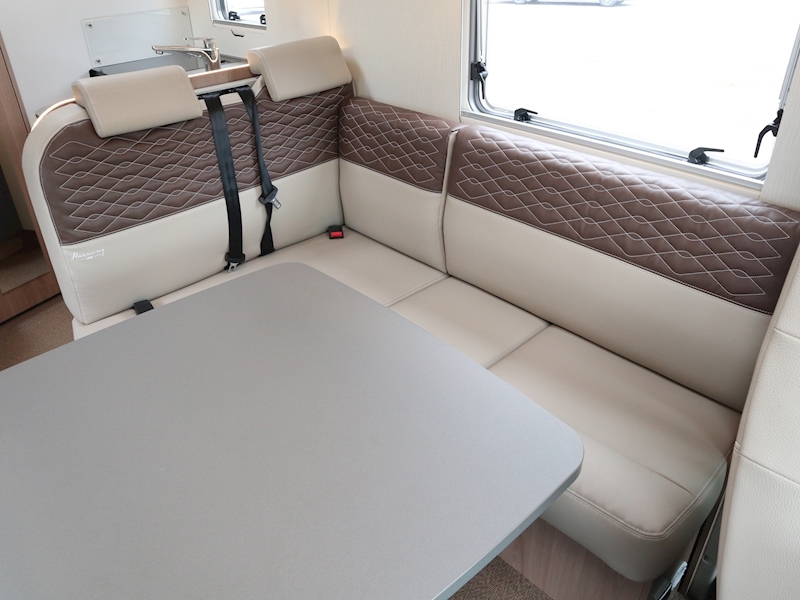 Burstner Lyseo TD Harmony 2019 T590 - Large 10
