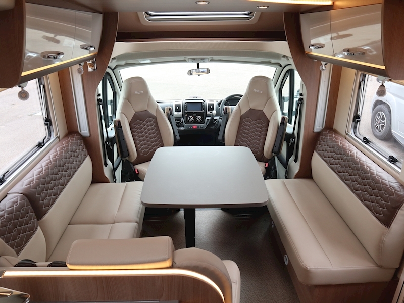 Burstner Lyseo TD Harmony 2019 T590 - Large 12