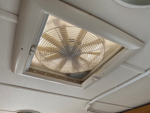 Swift Fairway 2011 530/4 - Large 9