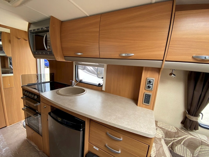 Swift Fairway 2011 530/4 - Large 4