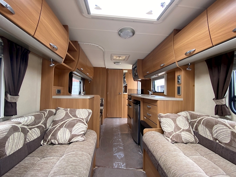 Swift Fairway 2011 530/4 - Large 2