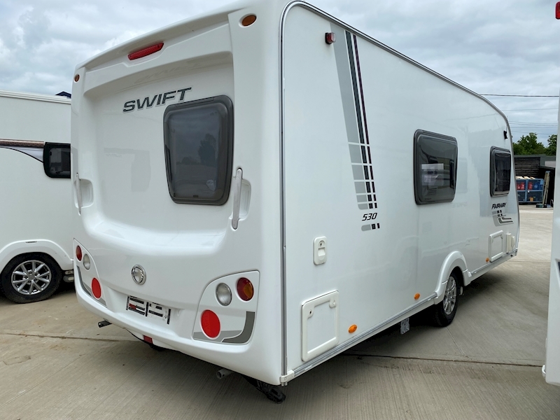 Swift Fairway 2011 530/4 - Large 1