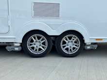 Elddis Avante 2018 86011