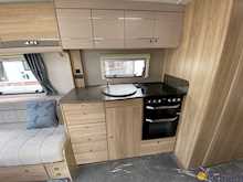 Elddis Avante 2018 8604