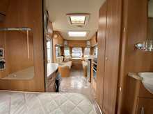 Swift Charisma 2010 5556