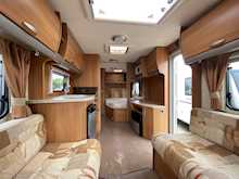 Swift Charisma 2010 5552