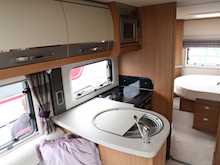 Autotrail Tracker 2018 RB13