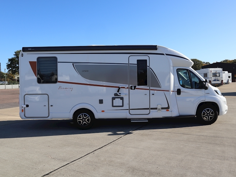 Burstner Lyseo TD HL 2022 IT 744 Bahia - Large 3