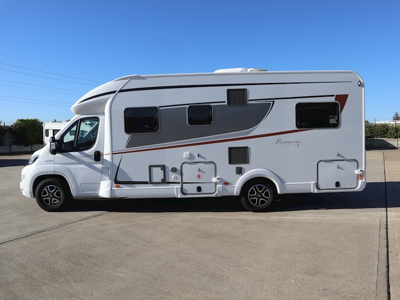 Burstner Lyseo TD HL 2022 IT 744 Bahia - Large 5