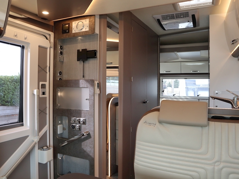 Burstner Lyseo TD HL 2022 IT 744 Bahia - Large 11
