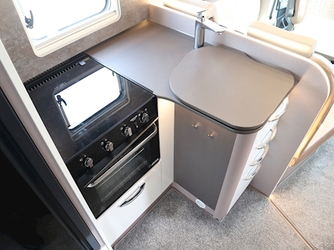 Burstner Lyseo TD HL 2022 IT 744 Bahia - Large 17