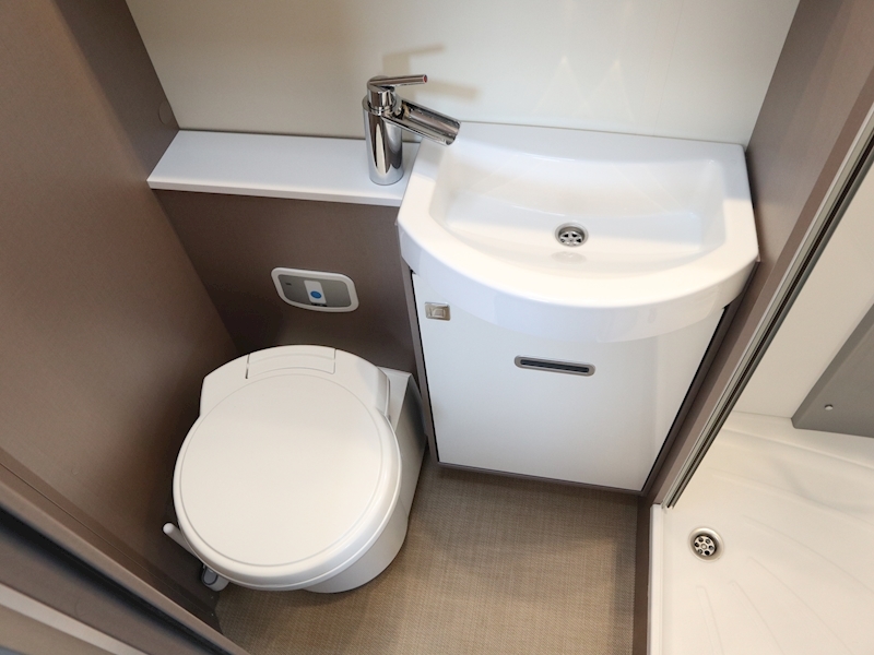 Burstner Lyseo TD HL 2022 IT 744 Bahia - Large 23