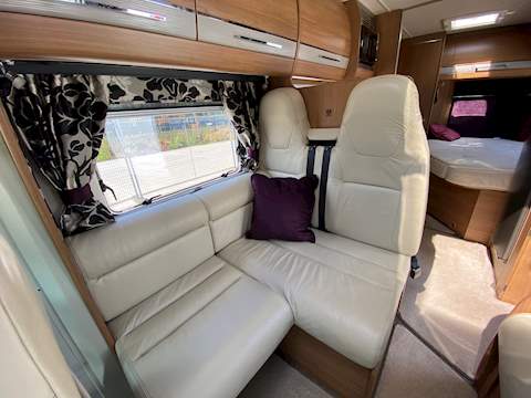Autotrail Dakota FB - U1626