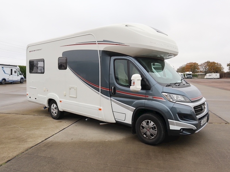 Autotrail Apache 2015 634 - Large 2