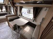 Swift Conqueror 2016 6307