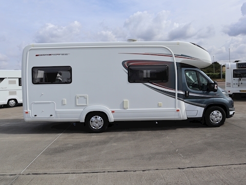 Autotrail Apache 2018 700 Hi-Line - Large 3