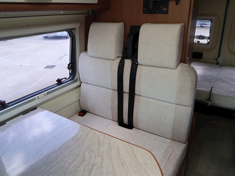 Autotrail Tribute 2013 669 - Large 9