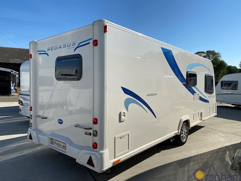 Bailey Pegasus 2011 Verona - Large 1