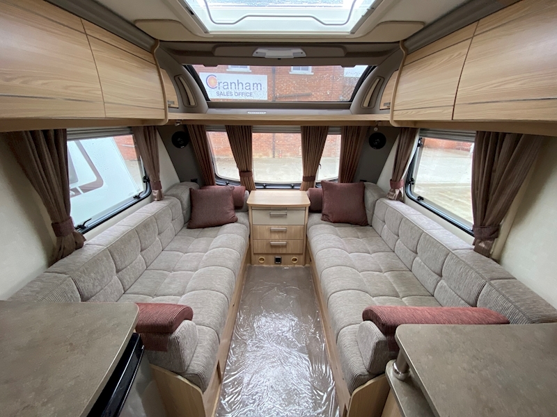 Coachman Pastiche 2012 520/4 - Large 3