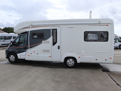 Fiat Auto Trail Apache 2015 700 - Large 6