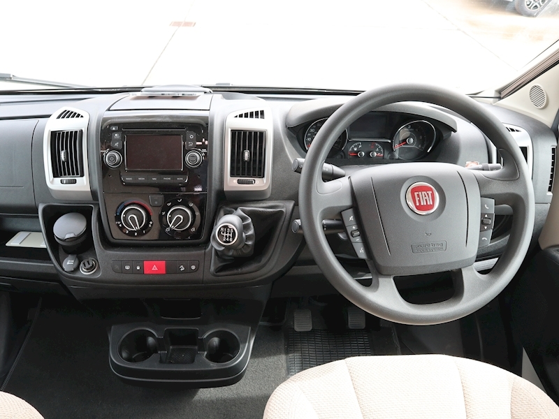 Fiat Auto Trail Apache 2015 700 - Large 7