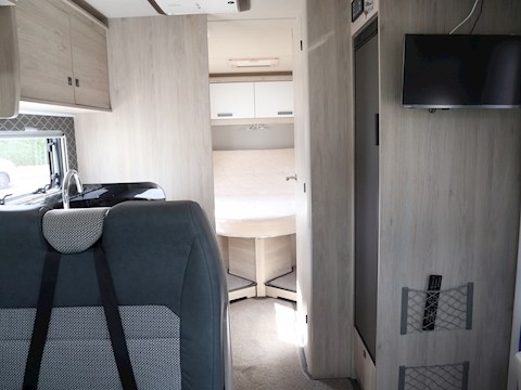 Autotrail F-Line 2022 F74 - Large 8